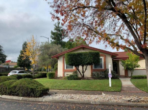 5bd2.5ba Near Apple in Cupertino, Cupertino